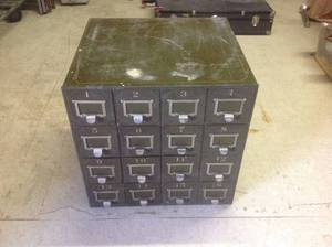 lot 250 image: Vintage Metal Cabinet