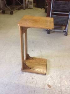 lot 253 image: PlantLamp Stand