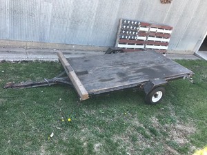 lot 7 image: Flatbed Trailer 4 x 8
