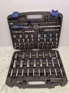 lot 618 image: Duralast Socket Wrench Set