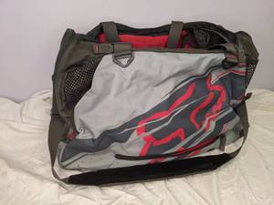 lot 646 image: Fox Racing Duffel Bag