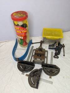 lot 688 image: Cable Ties, Clamps, Protractors & Screws
