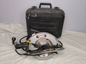 lot 661 image: Craftsman Skilsaw with Case