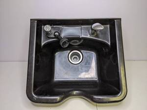 lot 516 image: Salon Shampoo Bowl Sink #2