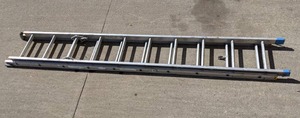 lot 652 image: Keller 20 Ft. Extension Ladder