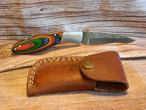 Hand Crafted Damascus Knife & Leather Pouch