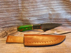 Hand Crafted Damascus Knife & Leather Pouch