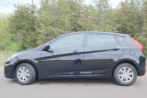 2013 Hyundai Accent GS - 2 OWNER