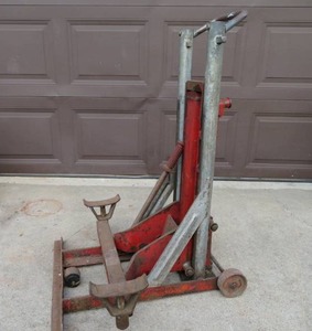 HYDRAUULIC BUMPER JACK