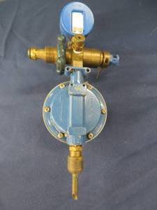 HELIUM BALLOON REGULATOR AND INFLATOR