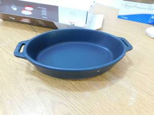 Staub Ceramic Stoneware Oval Baking Dish