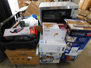WHOLESALE PALLET LOT OF BOX FURNITURE & General Merchandise.