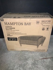 HAMPTON BAY CAMBRIDGE BROWN WICKER OUTDOOR PATIO OTTOMAN WITH CUSHIONGAURD MIDNIGHT NAVY BLUE CUSHIONS. SEE PICTURES
