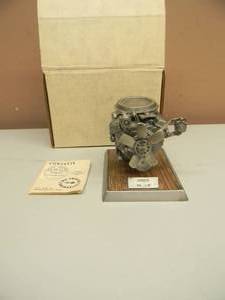 RARE - CORVETTE 350 L-82 SOLID PEWTER ENGINE BY THE COLLECTORS CASE INC. - AWESOME PIECE - APPROX 4H 5L - SEE PICTURES