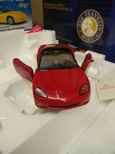 FRANKLIN MINT 124 SCALE 2005 CORVETTE C6 - IN BOX - GREAT PIECE - SEE PICTURES