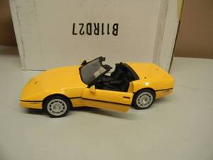 FRANKLIN MINT 124 SCALE 1986 CHEVROLET CORVETTE - IN BOX - GREAT PIECE - SEE PICTURES