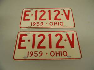 VINTAGE 1959 PAIR OF OHIO LICENSE PLATES - VERY GOOD CONDITION - NICE - SEE PICTURES