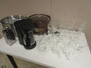 MUNSEY THE SLOW POT SLOW COOKER, BLACK & DECKER COFFEE MAKER,  POT STRAINER, STEMWARE, MORE