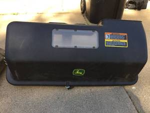 lot 51 image: John Deere Riding Mower Bagging System