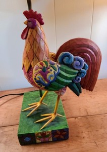 lot 138 image: Jim Shore Heartwood Creek Rooster Table Lamp