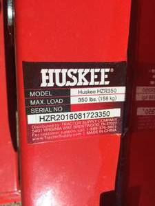 lot 95 image: Huskee Lawn Mower 350 LB Lift
