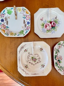 lot 177 image: Seven Vintage Nappy Plates