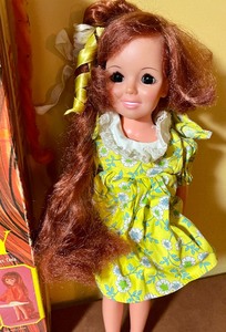 lot 204 image: Vintage Crissy Doll