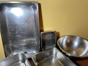 lot 217 image: Metal Kitchenware