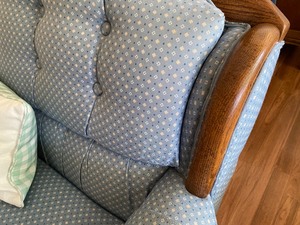 lot 19 image: Country Style Blue Sofa