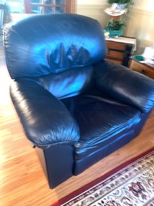 lot 129 image: Dark Navy Reclining Chair