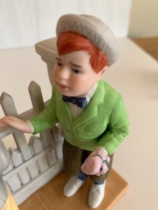 lot 47 image: Norman Rockwell Figurine The Danbury Mint-The Rivals