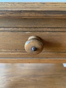 lot 193 image: Vintage SideAccent Table w Drawer