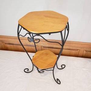 Longaberger Entry Table
