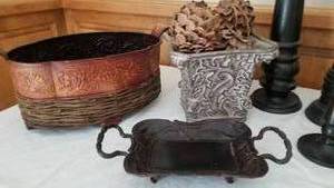 Candlestick and Vessel Decorative Accessories