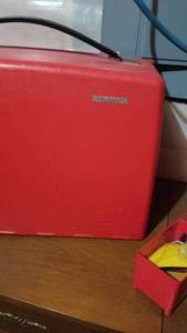 Bernina 830 Sewing Machine with Sewing Cabinet
