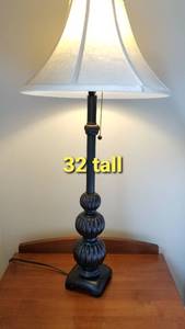 Triple Ball Pedestal Table Lamp