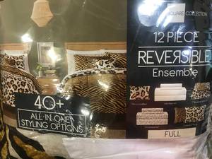 lot 3 image: Sunham Safari Reversible 12-Pc. Full Reversible Animal Print Pattern Comforter Sets, 21478122, NEW