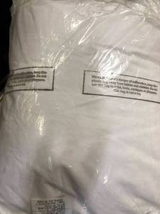 lot 27 image: Better Medium Down Standard Pillow (1), PP30-STD-WHITE, NEW