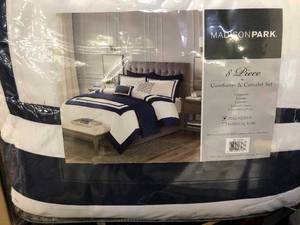 lot 47 image: Home Essence Lawrence 8 Piece Full Queen Comforter and Coverlet Set, MP10-6138, NEW