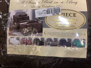 lot 59 image: Elegant Comfort 8-Piece Bamboo Bed-in-a-Bag Comforter Set KingCal King Medium Brown, NEW
