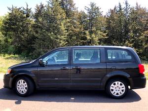 2015 Dodge Grand Caravan SE - 1 OWNER