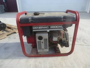 lot 13 image: Generac 3500 XL