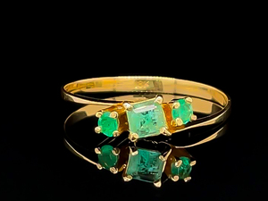 lot 84 image: Triple Natural Emerald Ring in 18k Gold Retail Estimate $785 Retail