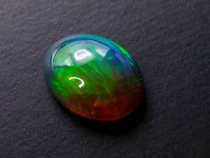 lot 40A image: Large 4.62 Carat Natural Ethiopian Welo Opal Gemstone
