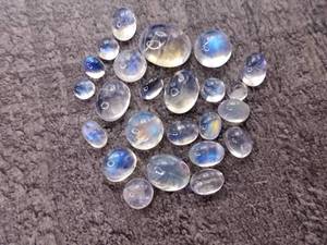 lot 70C image: Group of 28.80 Carats of Natural Moonstone Gemstones