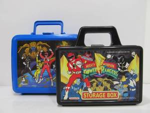 lot 22 image: Early 90s POWER RANGERS Lunchbox & Storage Box 