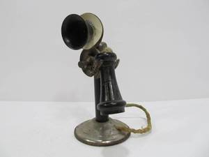 lot 27 image: Vintage 1920s Bell Tin Toy Candlestick Telephone