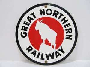 lot 37 image: Vintage Style GREAT NORTHERN Railway Round Porcelain Railroad Sign
