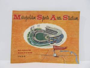 lot 48 image: Vintage 1956 METROPOLITAN Stadium Souvenir Book 