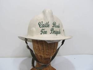 lot 71 image: Very Cool Vintage Super Chieftain Firefighters Helmet - Castle Rock Fire Brigade